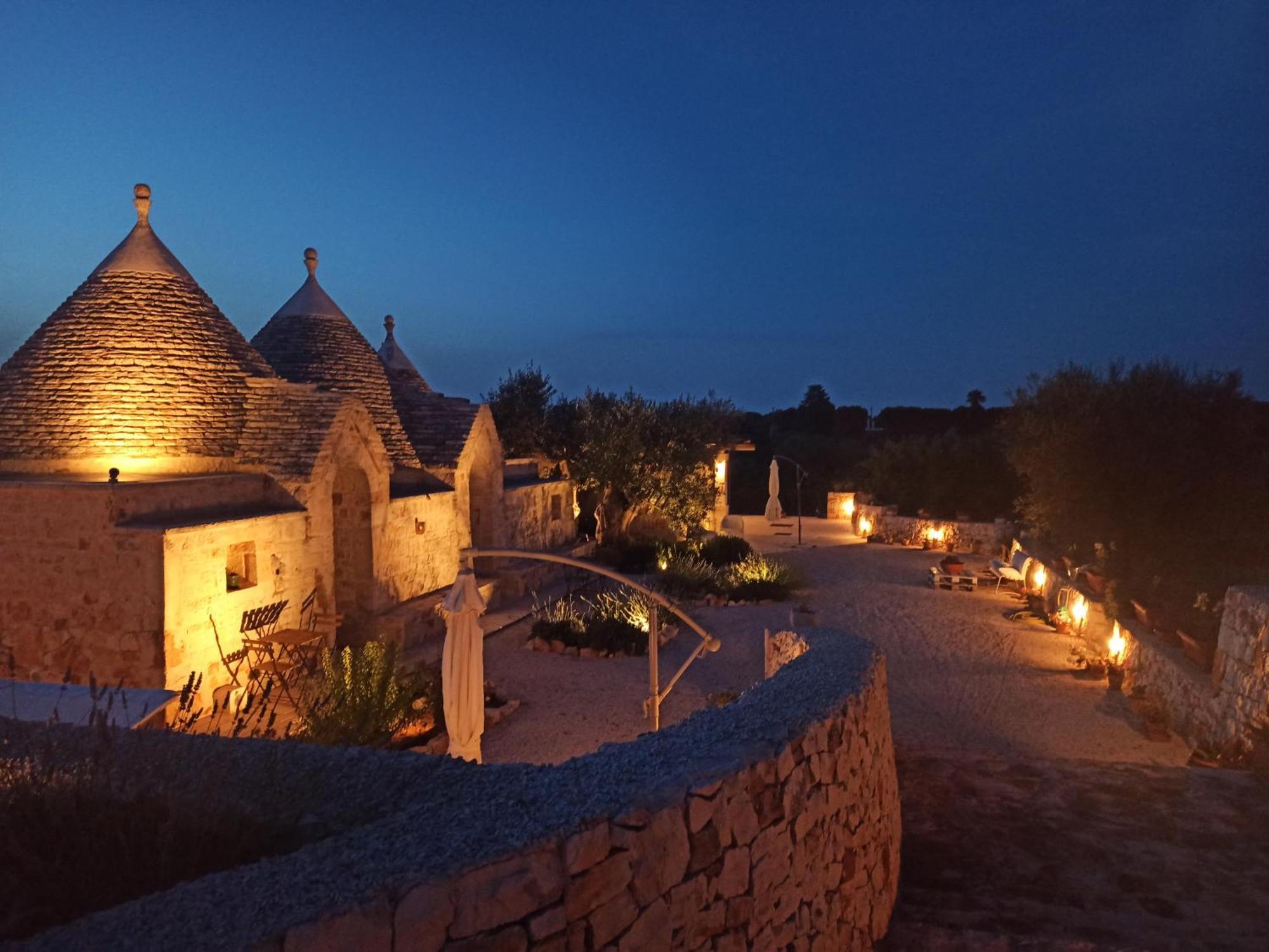 Maison d'hôtes Trulli Don Pietro à Castellana Grotte Extérieur photo